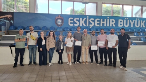 Kentpark’ta havuz suyu güvenliği için uygulamalı eğitim